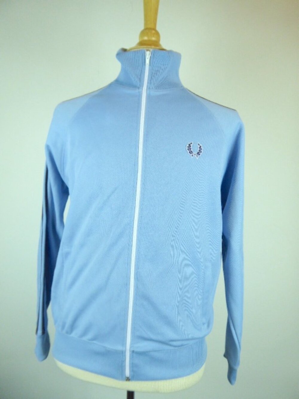 FRED PERRY BLUE TWIN TAPES ZIP FRONT JACKET M athletic track